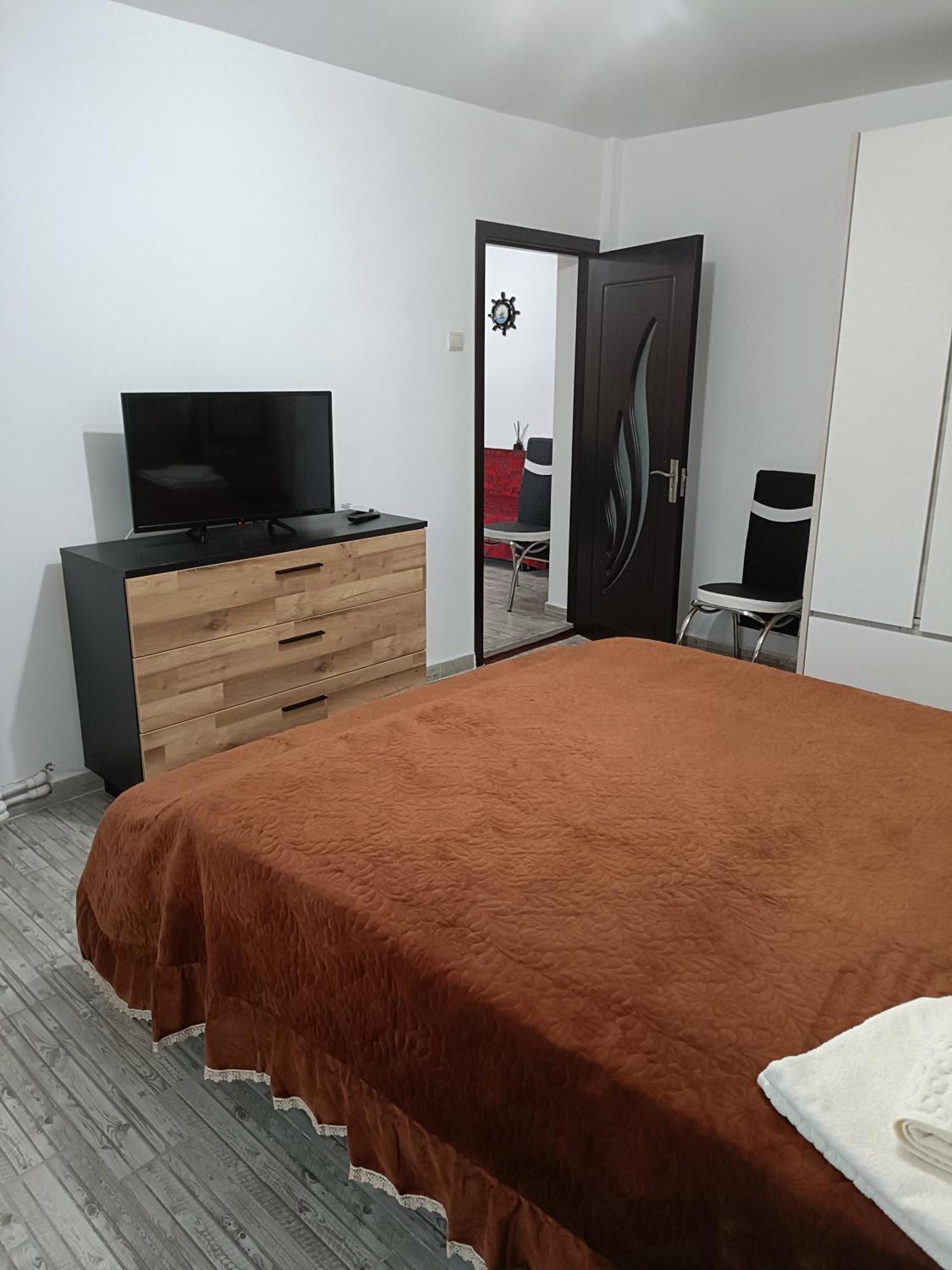 Apartament Manu Tg Neamt Тыргу-Нямц Экстерьер фото