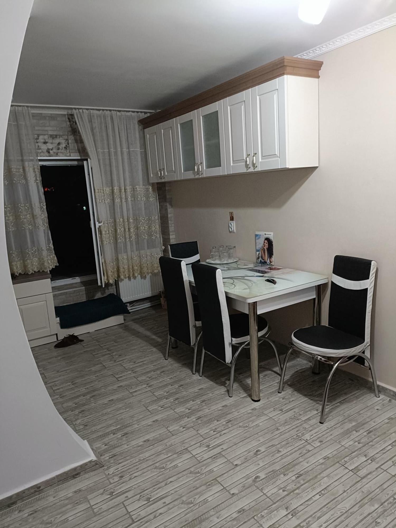Apartament Manu Tg Neamt Тыргу-Нямц Экстерьер фото
